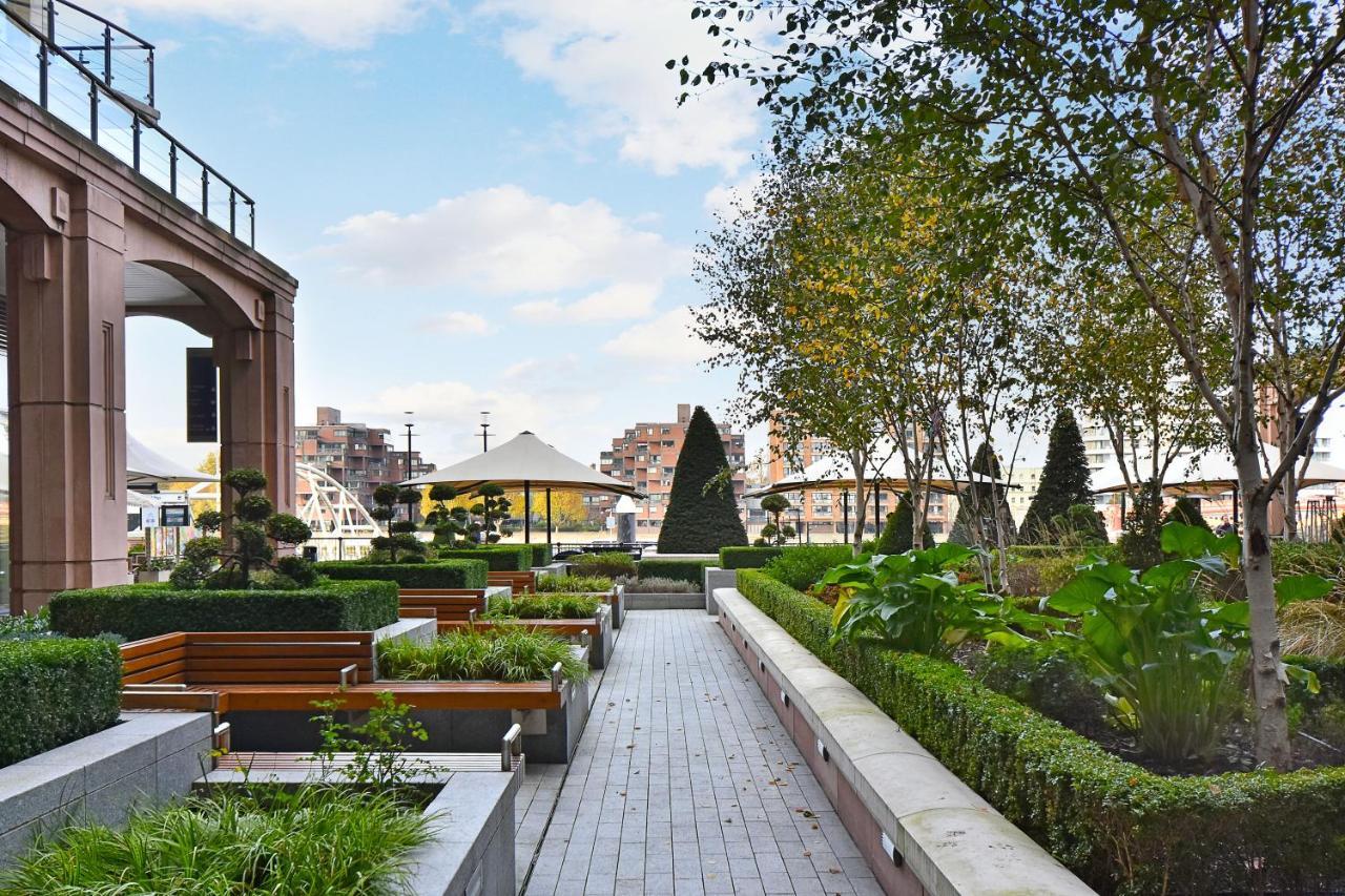 St George Wharf Londra Esterno foto